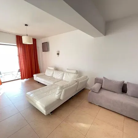 White Tudors Apartmán