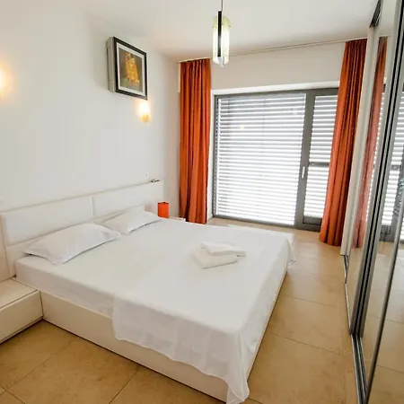 White Tudors Apartmán